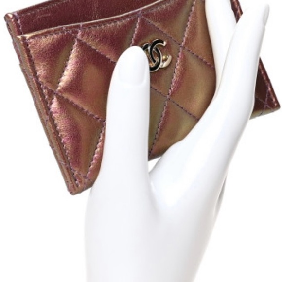 Authentic CHANEL Iridescent Lambskin Quilted Card Holder in purple. - Picture 7 of 8